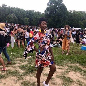 Meet your Posher, Dejona